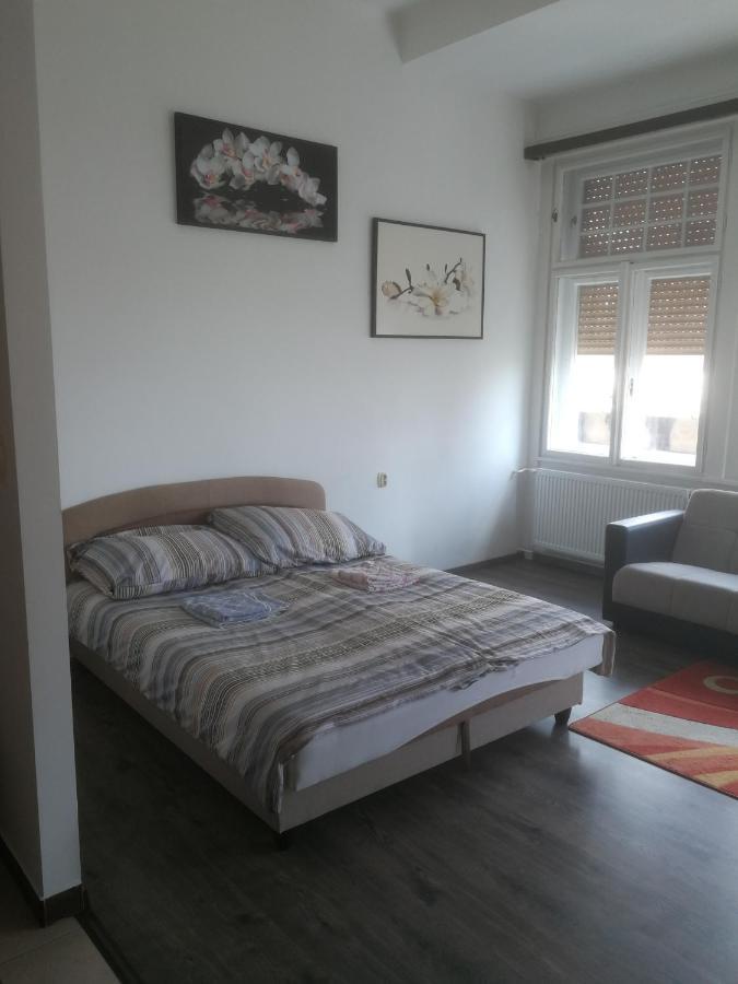 Next Door Apartment Budapeşte Dış mekan fotoğraf
